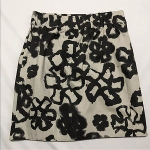 Womens Simply Vera Wang Gray Black  Skirt  SZ 8